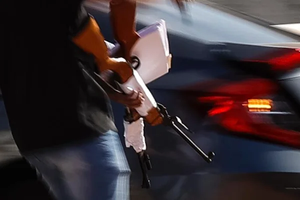 Armas apreendidas com chacareiro acusado de ajudar Lázaro passam por perícia