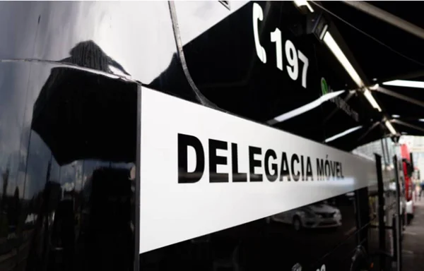 delegacia móvel