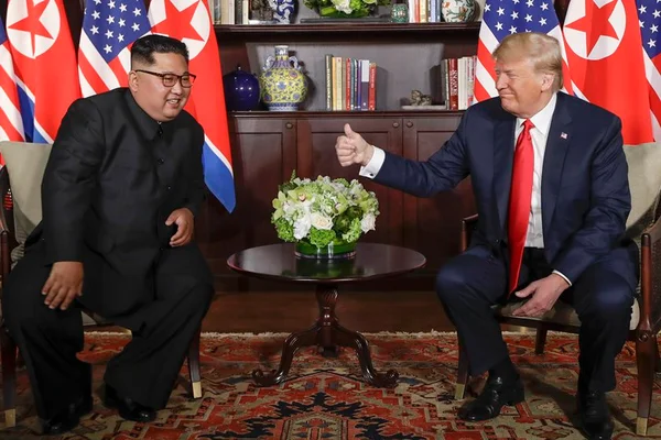 Trump e Kim não chegam a acordo e encerram cúpula mais cedo no Vietnã
