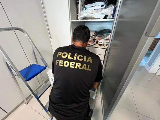 PF desarticula grupo que contrabandeava cigarros no Espírito Santo - imagem 6 PF desarticula grupo que contrabandeava cigarros no Espírito Santo - imagem 6