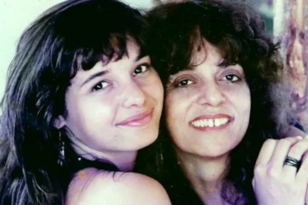 Gloria Perez com a filha, Daniella Perez