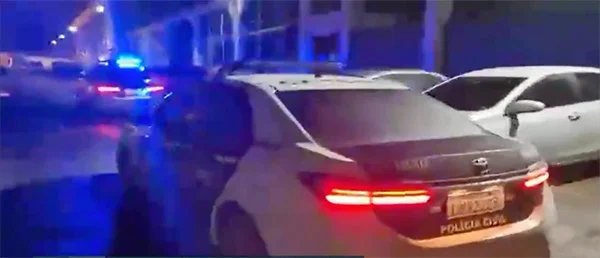 Policiais do RJ exigem R$ 1 milhão de traficante e acabam sem emprego