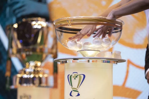 Sorteio dos mandos das semifinais da Copa do Brasil será segunda (22)