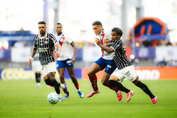 Brasileirão: em jogo quente, Bahia e Corinthians empatam na Fonte Nova - destaque galeria