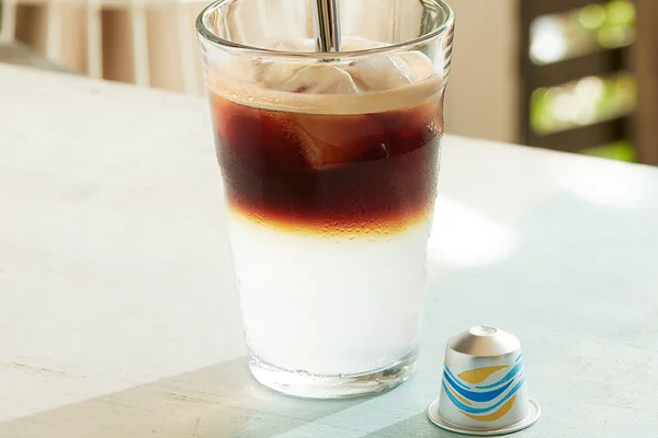 Nespresso aposta em cafés para serem tomados com gelo