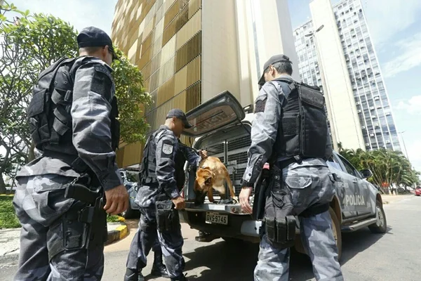 Ameaça de bomba no prédio da Confederação Nacional da Indústria (CNI) não passou de um susto