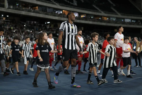 Imagem colorida do jogador Kaio Pantaleão
