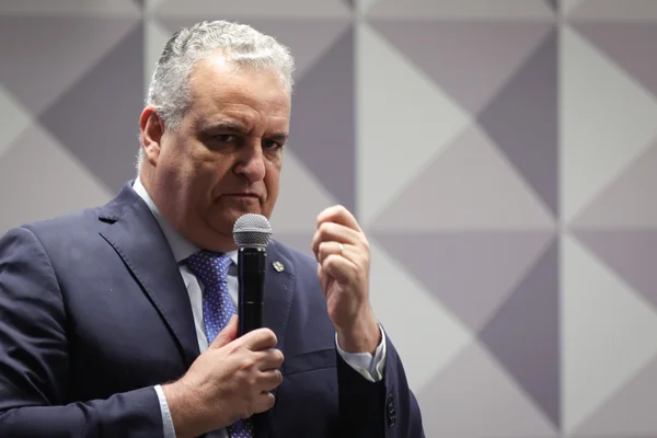 Relator da CPMI do INSS quer que senador e deputado deponham