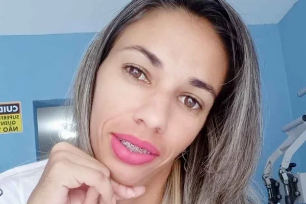 Lia Raquel de Carvalho