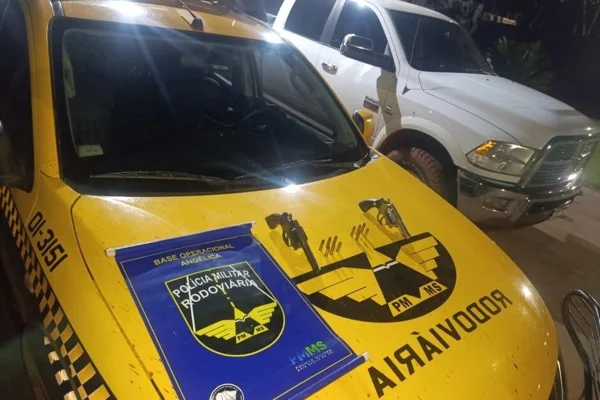 Imagem colorida, homem sequestrado após aplicar golpe - Metrópoles