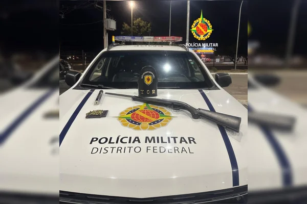 PMDF apreende espingarda, silenciador, munições e drogas em operações