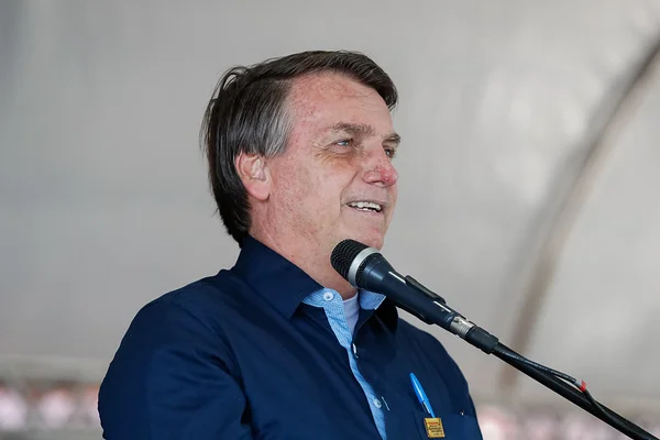 “Pessoal na Economia só tem cifrão na frente dos olhos”, diz Bolsonaro