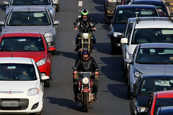Venda de motos sobe 44% no DF em 2021 com alta na gasolina