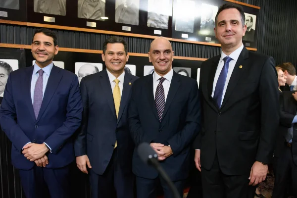 Jorge Messias, Davi Alcolumbre, Alexandre de Moraes e Rodrigo Pacheco