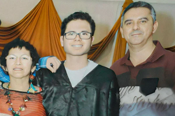 Família de Samuel Andrade, desaparecido enterrado como indigente - Metrópoles