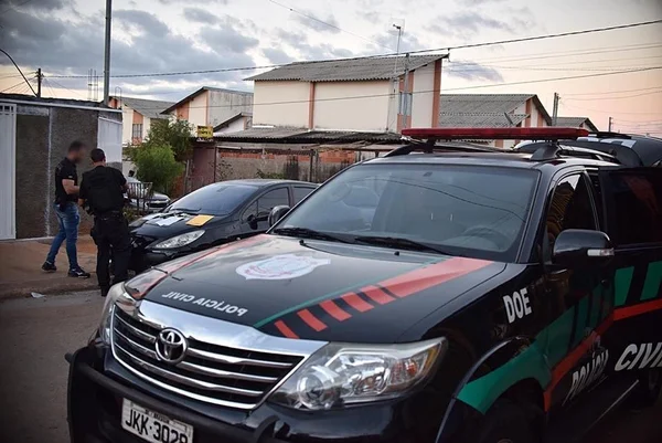 PCDF faz megaoperaçāo contra traficantes de armas e drogas