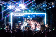 Banda CPM 22 durante show