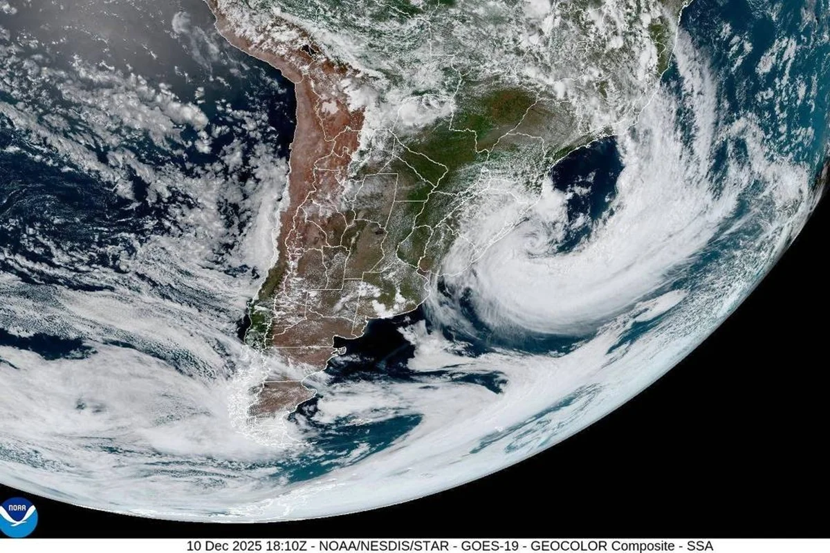 Ciclone bomba pode ter ventos com mais de 60 km/h na costa do Brasil