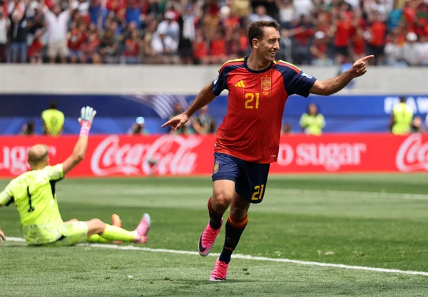 Copa: Espanha domina Áustria, vence com facilidade e avança às oitavas