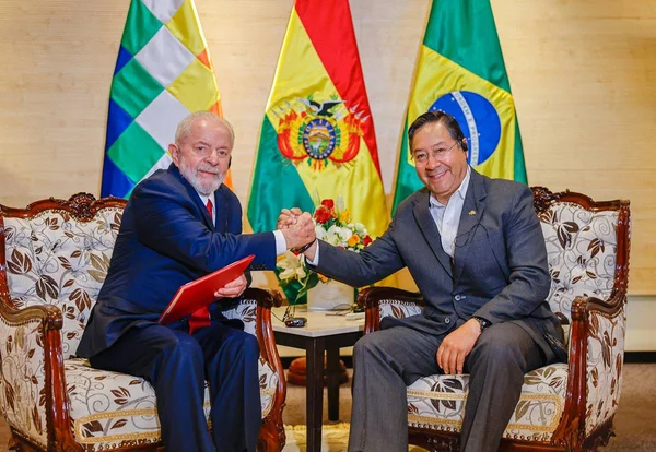 O presidente Luiz Inácio Lula da Silva e o presidente da Bolívia, Luis Arce