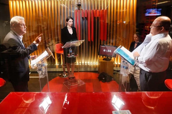 Rollemberg e Ibaneis trocam agressões no debate do Metrópoles