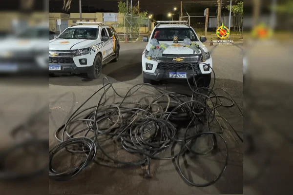Trio se passa por técnicos de telecomunicações para furtar fios no DF