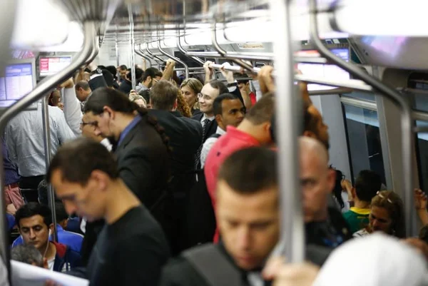 Projeto de concessão do Metrô-DF prevê redução de 40% do tempo de espera