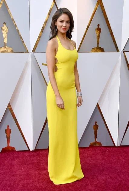 Eiza González, de Ralph Lauren Eiza González, de Ralph Lauren