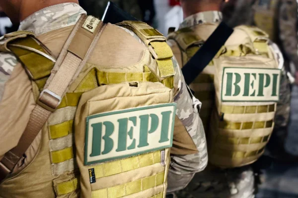Grupo que controlava o tráfico é alvo de megaoperação policial