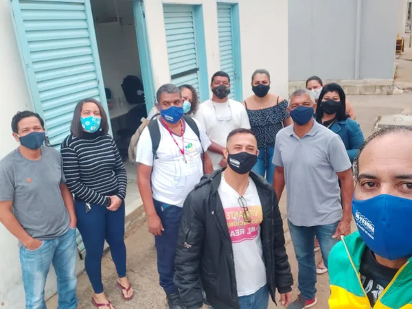 Ainda sem pagamento, vigilantes de hospitais do DF mantêm greve nesta terça