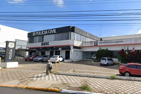 Central de Polícia Judiciária (CPJ) de Bauru. Caso homem morto com mãos amarradas - Metrópoles