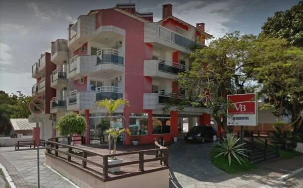 Família é achada morta e amarrada em hotel de Florianópolis