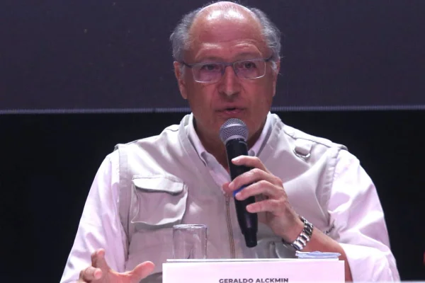 Vice-presidente e ministro do Desenvolvimento, Indústria, Comércio e Serviços Geraldo Alckmin