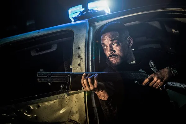 “Bright”, com Will Smith, e mais: o que entra na Netflix em dezembro