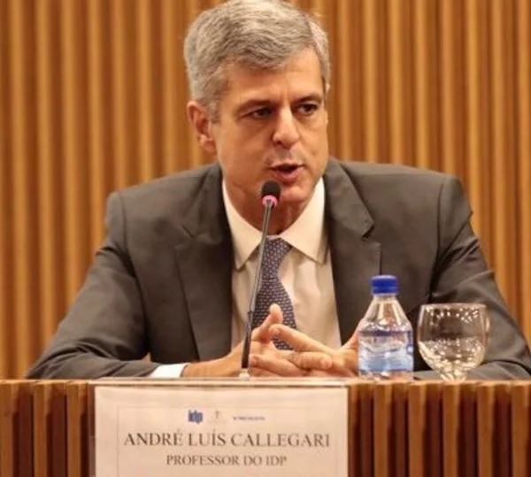 Advogado cotado para TSE