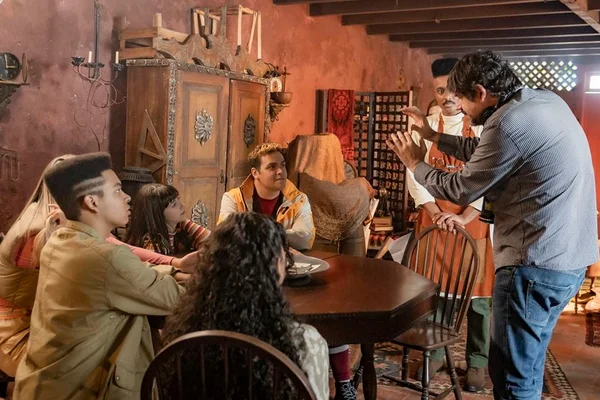 Começam filmagens de Os Aventureiros – A Origem, longa com Luccas Neto