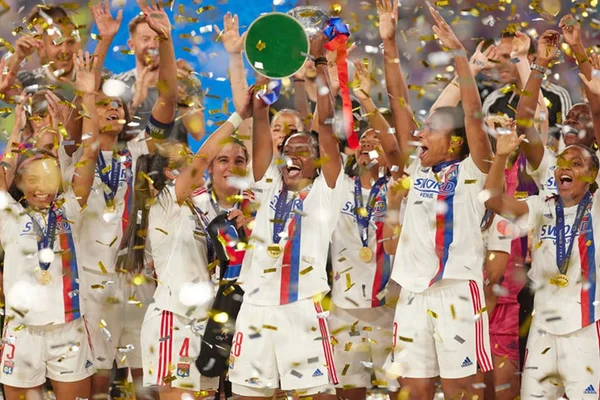 Lyon foi campeão da Champions 21/22 - Metrópoles