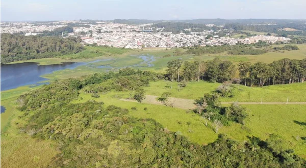 Prefeitura trava “guerra” com PCC contra loteamentos em área protegida