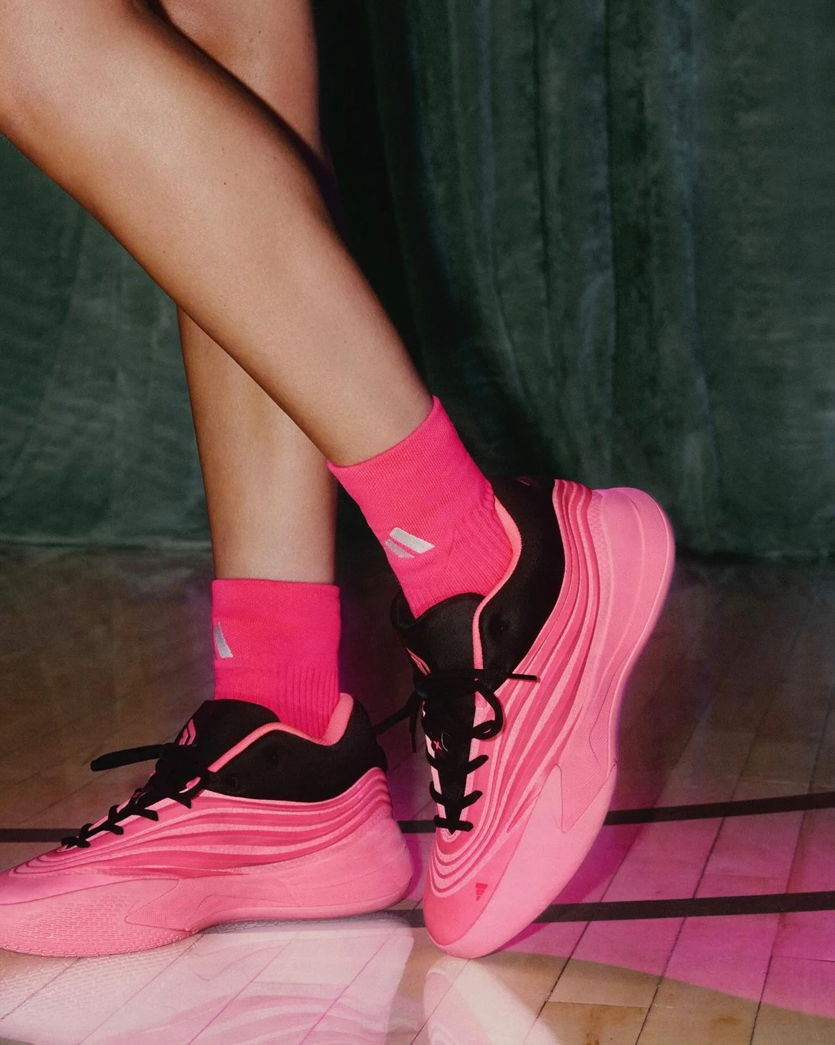 Sophie Cunningham e Adidas lançaram uma collab em julho de 2026 Sophie Cunningham e Adidas lançaram uma collab em julho de 2026