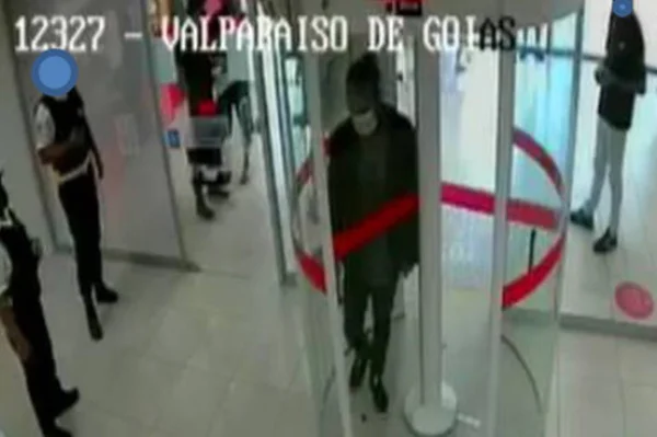 homens são presos no entorno após obtenção de R$ 120 mil mediante fraude bancária