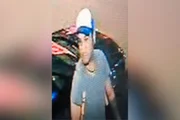 Homem procurado pela polícia, suspeito de participar da morte de Douglas Pagliuca Homem procurado pela polícia, suspeito de participar da morte de Douglas Pagliuca