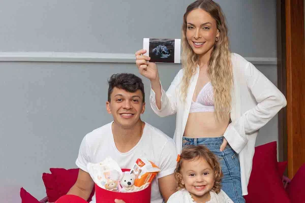 Tata e Júlio Cocielo vão ser pais novamente. Influencer está grávida