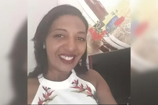 Mulher é internada em estado grave ao fraturar coluna em ônibus do DF
