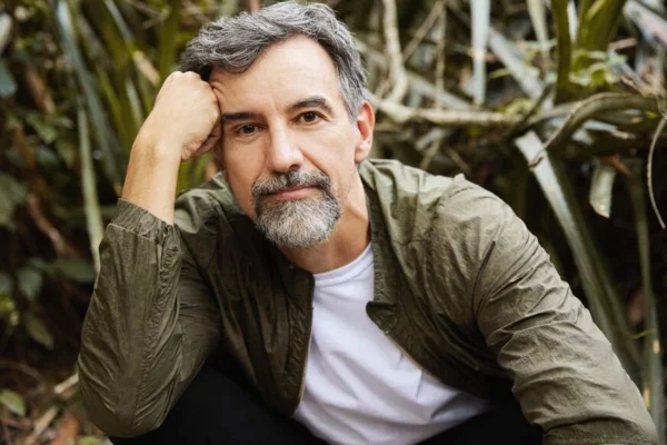 Ator celebra sucesso de Ainda Estou Aqui: “Sensação de orgulho”