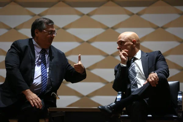flavio dino e alexandre de moraes - Metrópoles