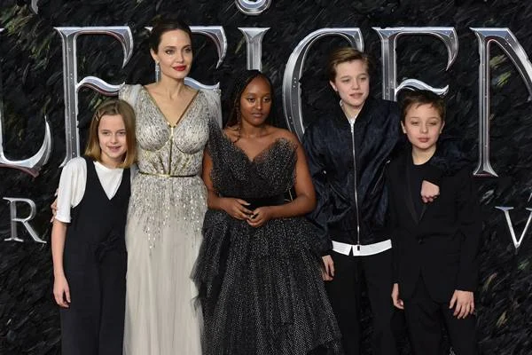Filme investiga se filho de Jolie e Pitt foi roubado da mãe biológica