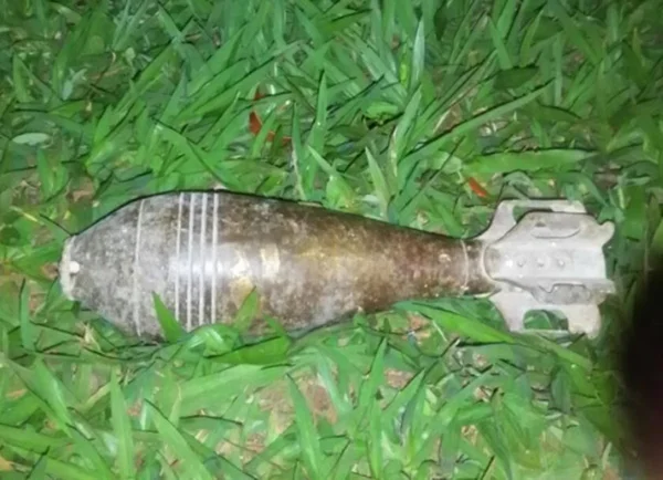 Polícia Militar encontra granada de morteiro dentro de uma casa no DF