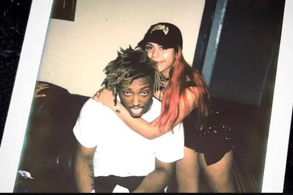 Ex-namorada de Juice WRLD fala sobre relação do rapper com drogas