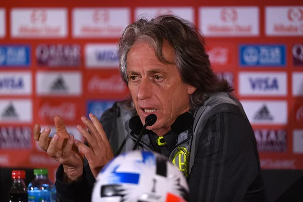 Jorge Jesus elogia Jürgen Klopp: “Ele é diferente”