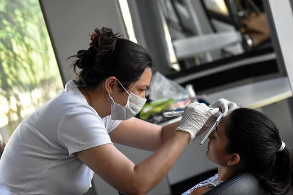 É mulher e busca um curso de qualificação? GDF tem 360 vagas
